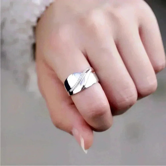 Unisex 14k Rose Gold 925 Silver Diamond Ring - Picture 6 of 10